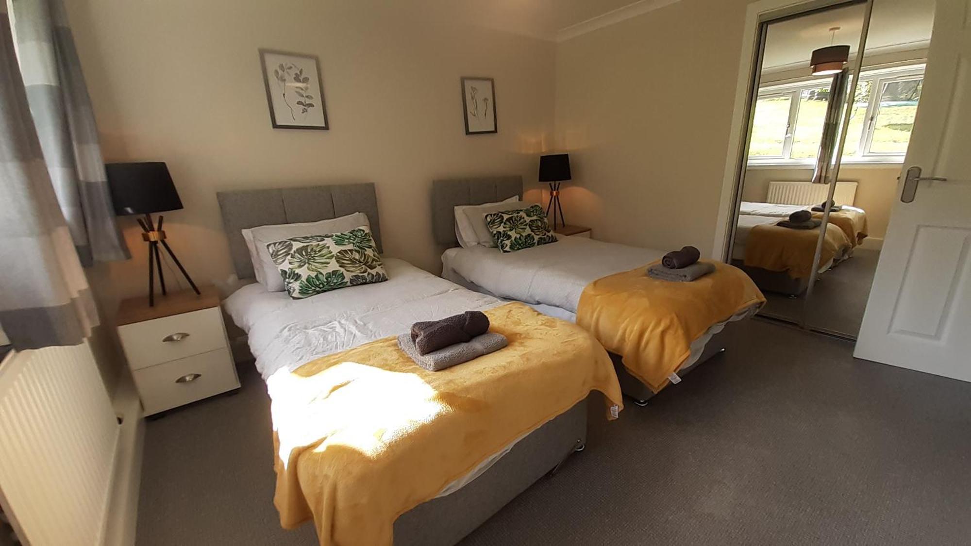 Carvetii - Clark House - Spacious Ground Floor Flat Rosyth Extérieur photo